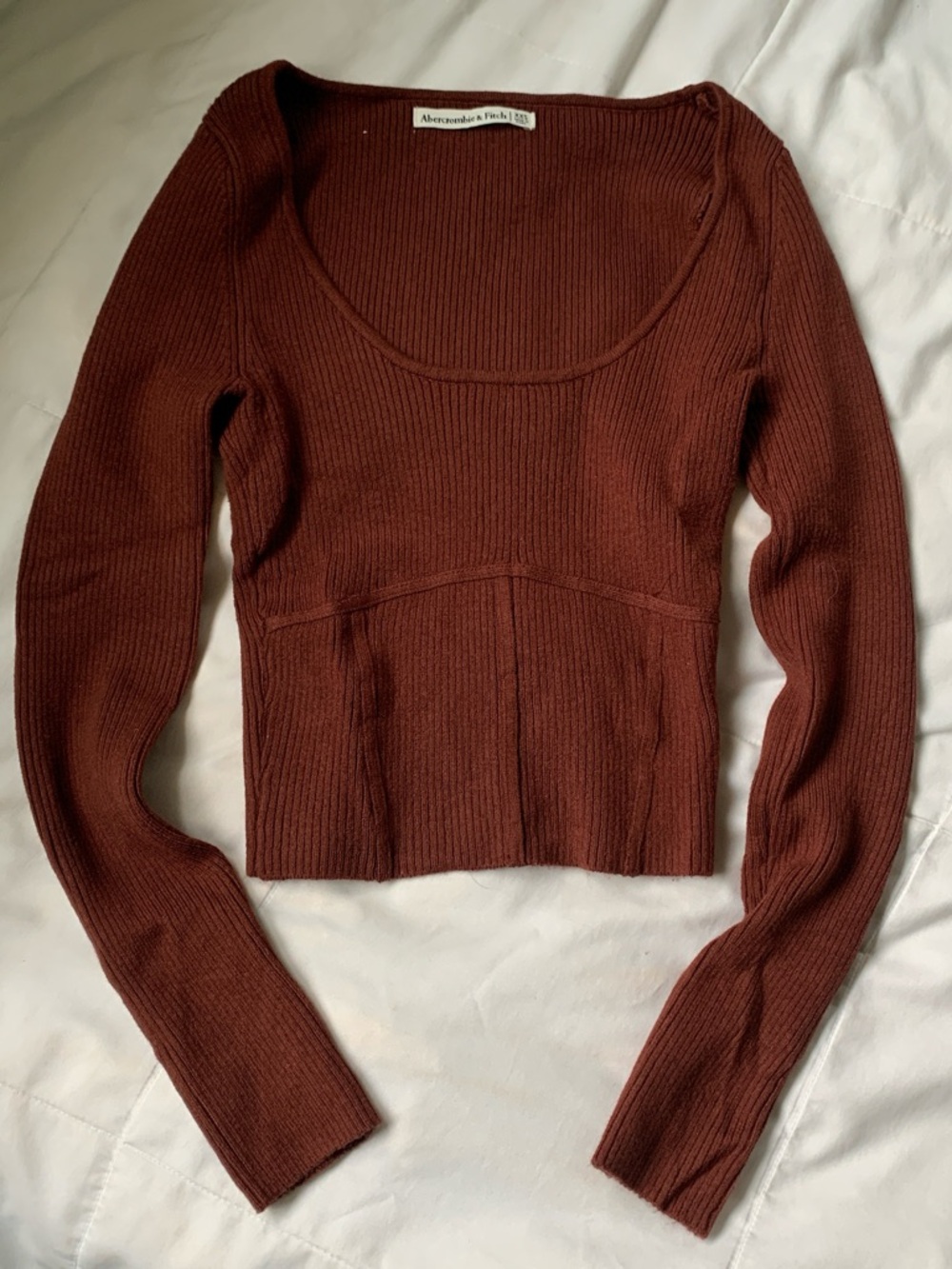 Abercrombie & Fitch Ribbed Scoop Neck Sweater in Rust